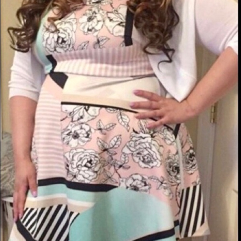 Beautiful Scuba Dress 👗 1X